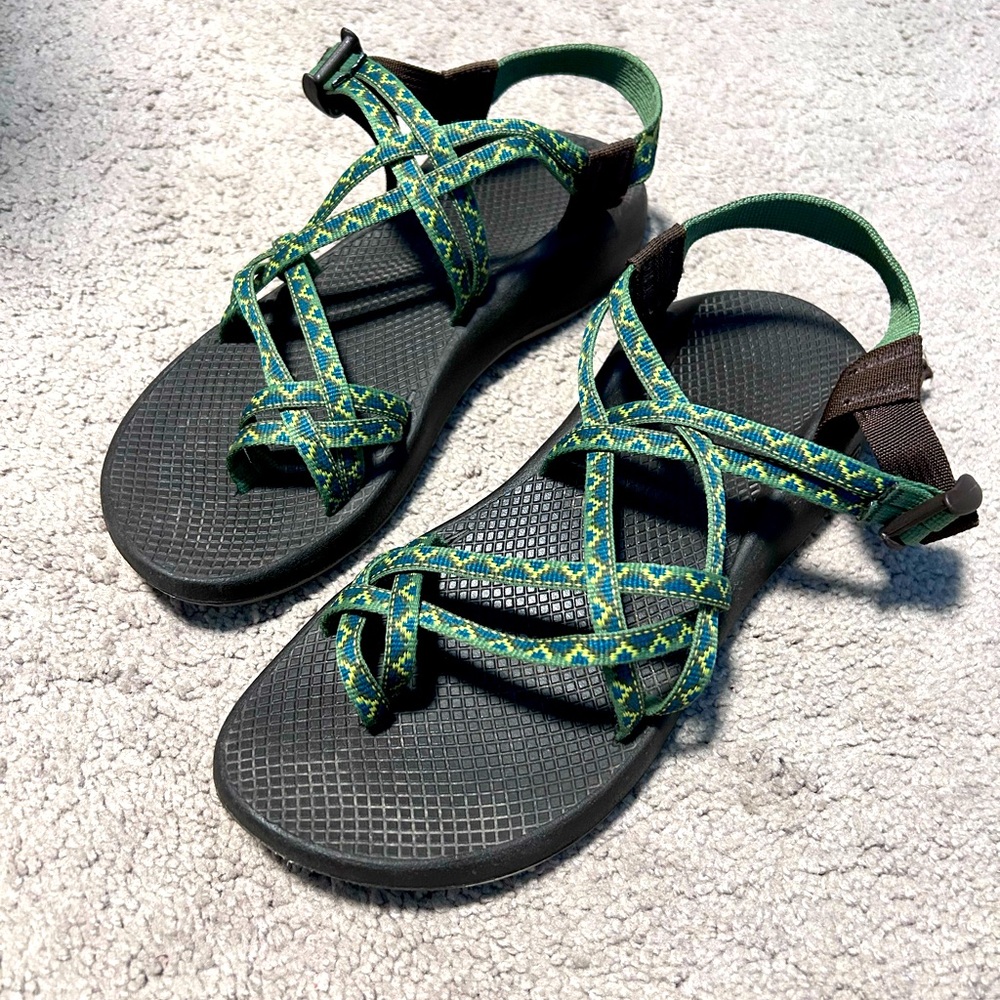CHACO Women's 11 ZX/1 Yampa Green Brown Strappy Sandals Trail Shoes Vibram Soles